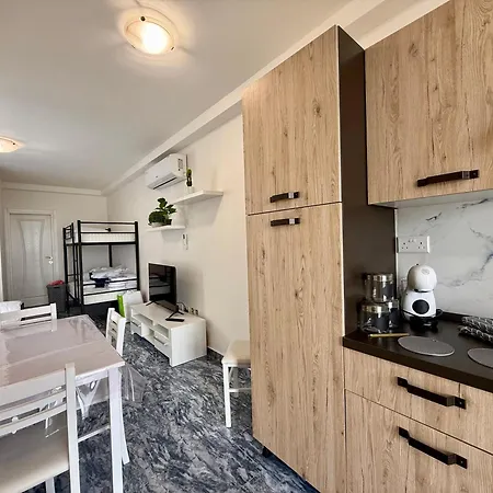 Apartment New! Penthouse In By Sf Homes Zejtun