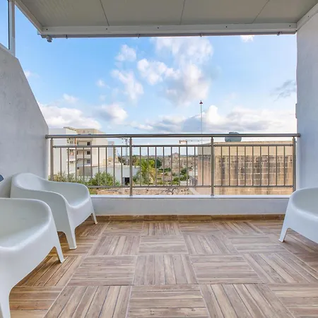 New! Penthouse In By Sf Homes * Zejtun