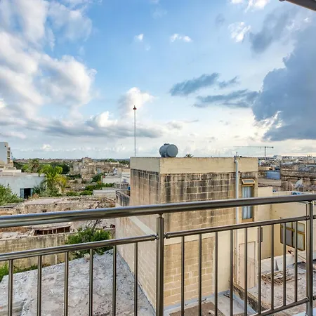 New! Penthouse In By Sf Homes Apartment *