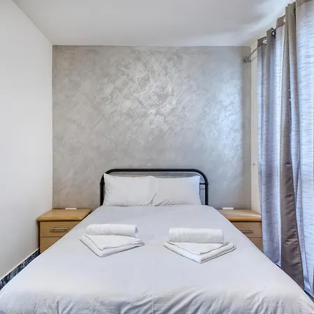 New! Penthouse In By Sf Homes *